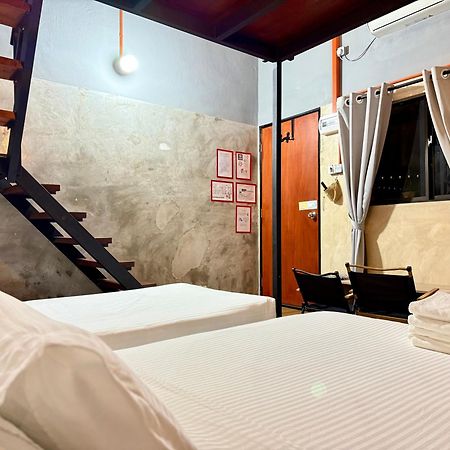 Ardour Lodge "A" Wing Tanjung Bungah  Extérieur photo