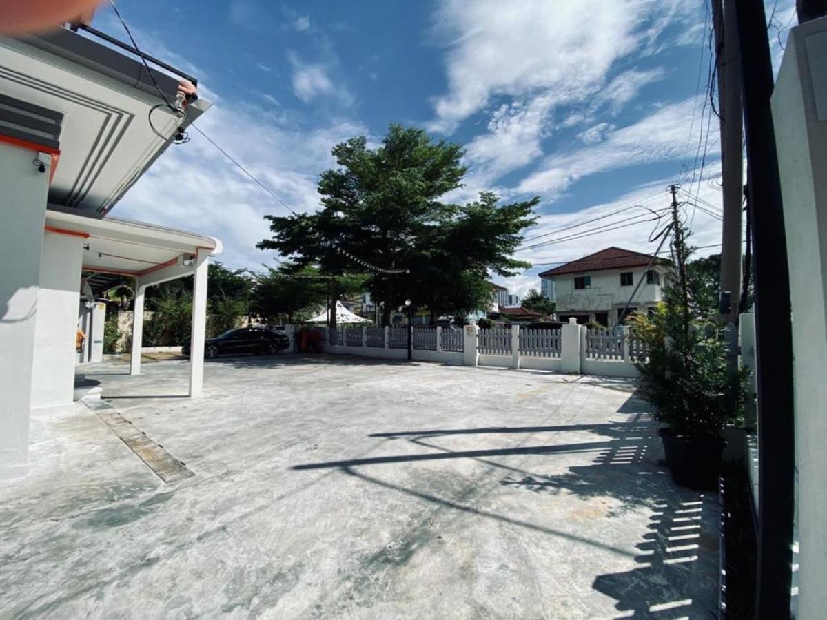 Ardour Lodge "A" Wing Tanjung Bungah  Extérieur photo