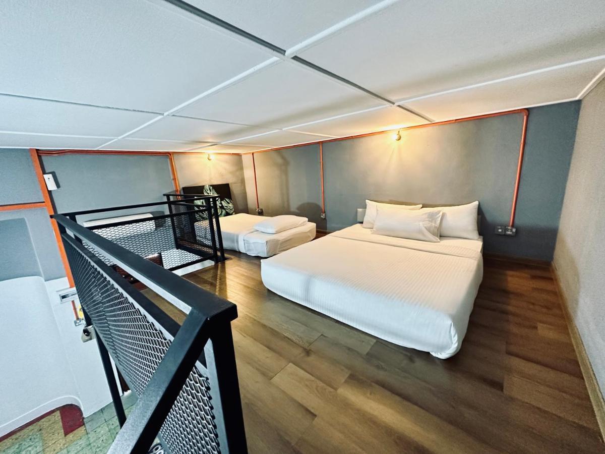 Ardour Lodge "A" Wing Tanjung Bungah  Extérieur photo