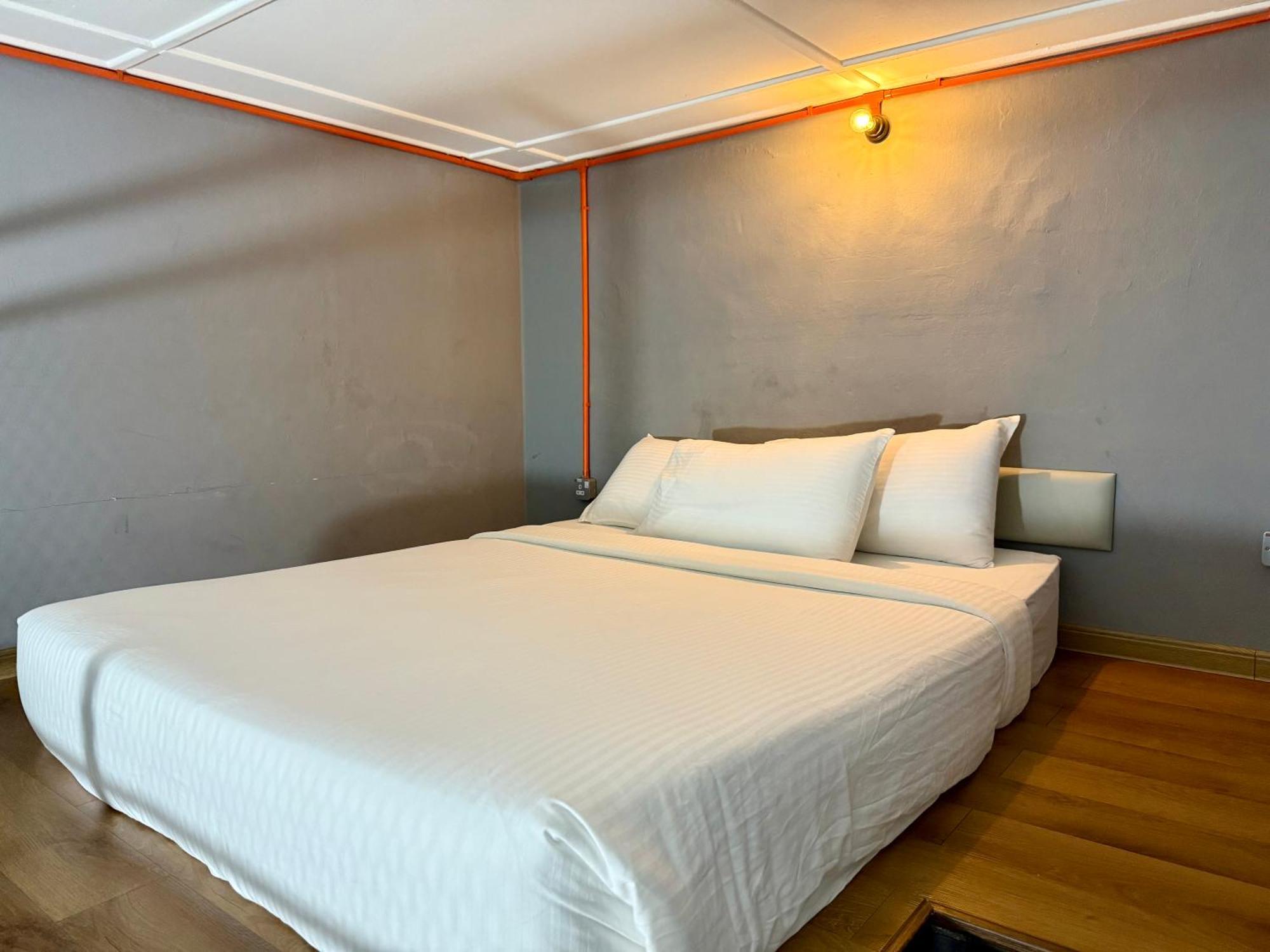 Ardour Lodge "A" Wing Tanjung Bungah  Extérieur photo