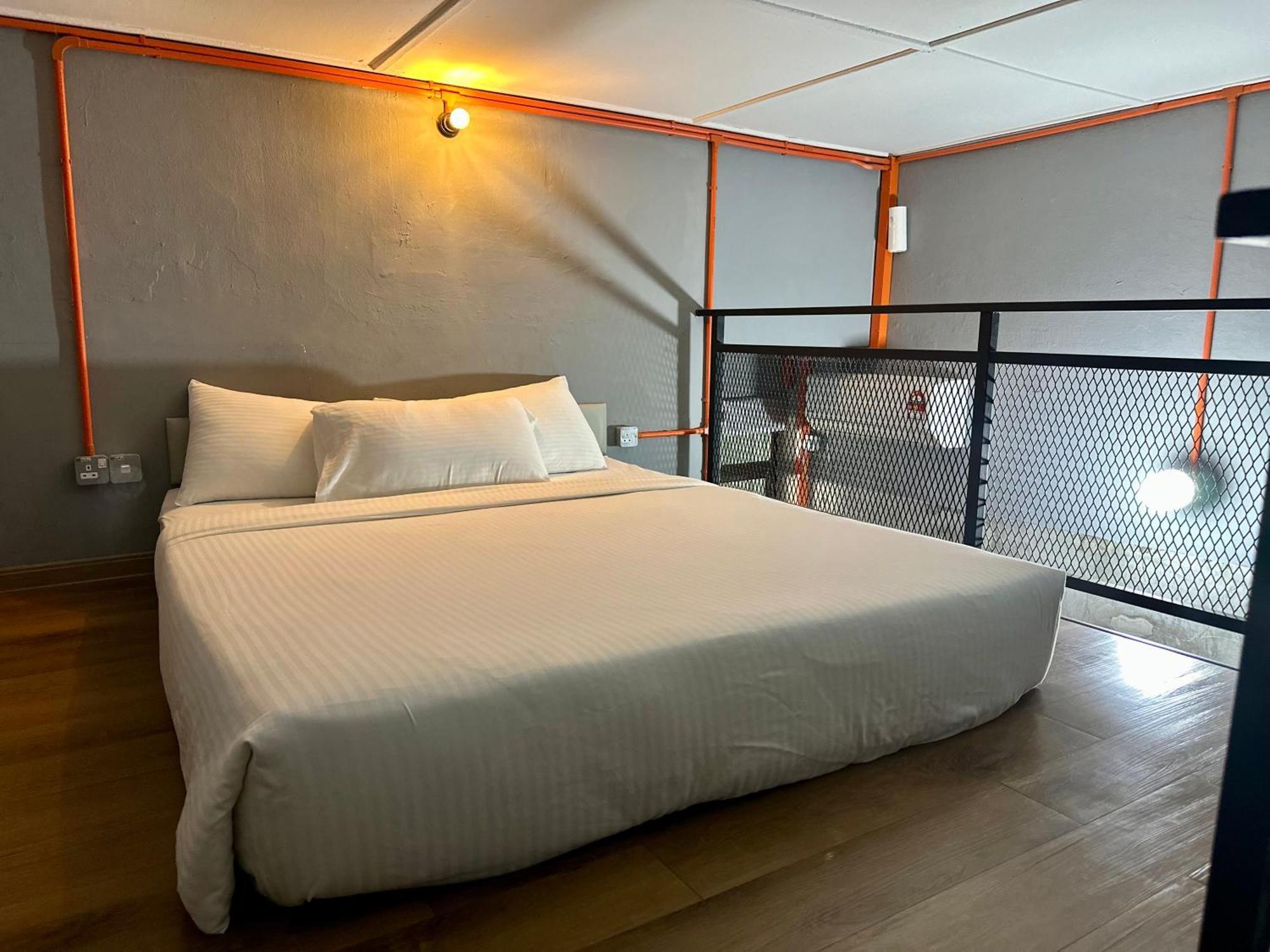 Ardour Lodge "A" Wing Tanjung Bungah  Extérieur photo